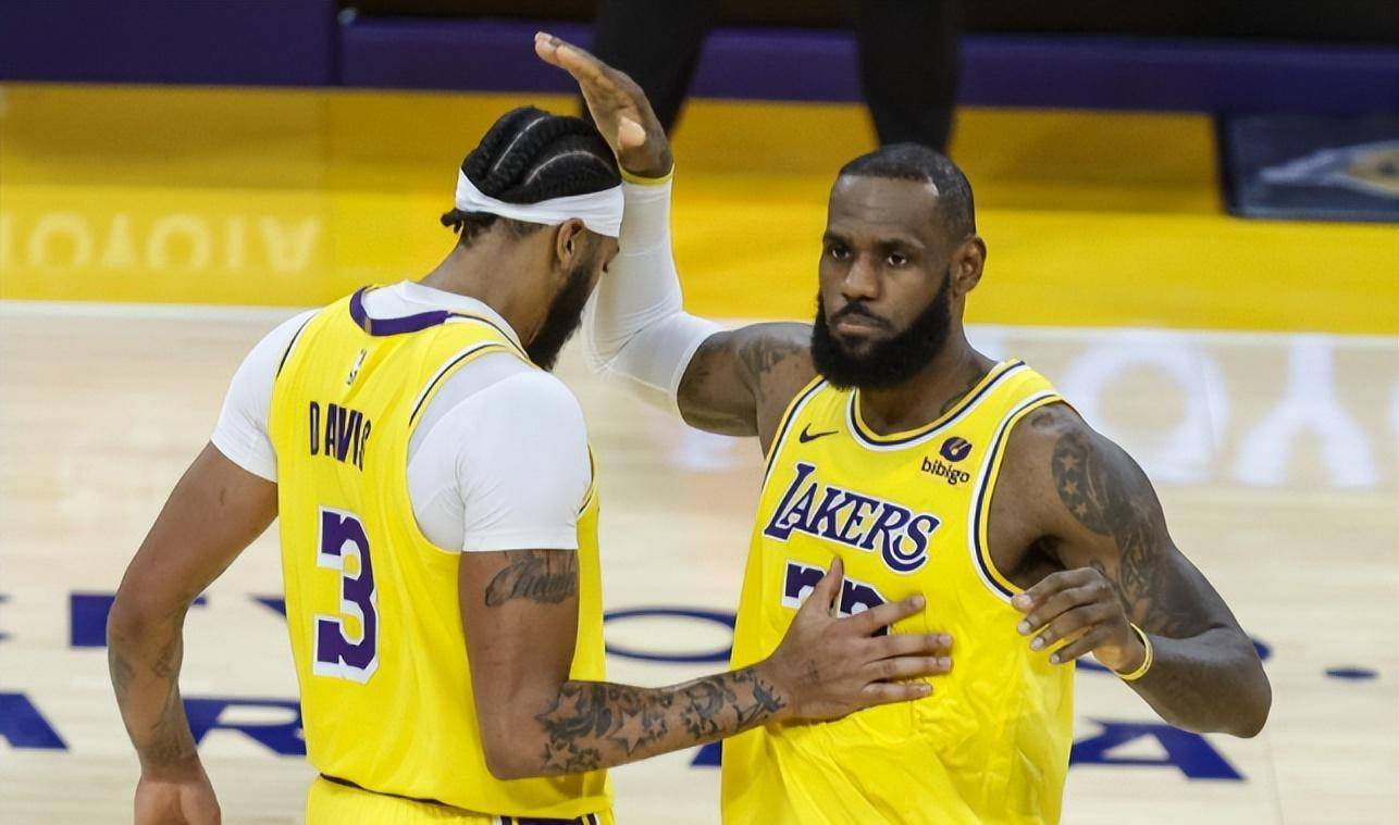 浓眉哥关键节点出色防守，MAD带队取胜！的简单介绍