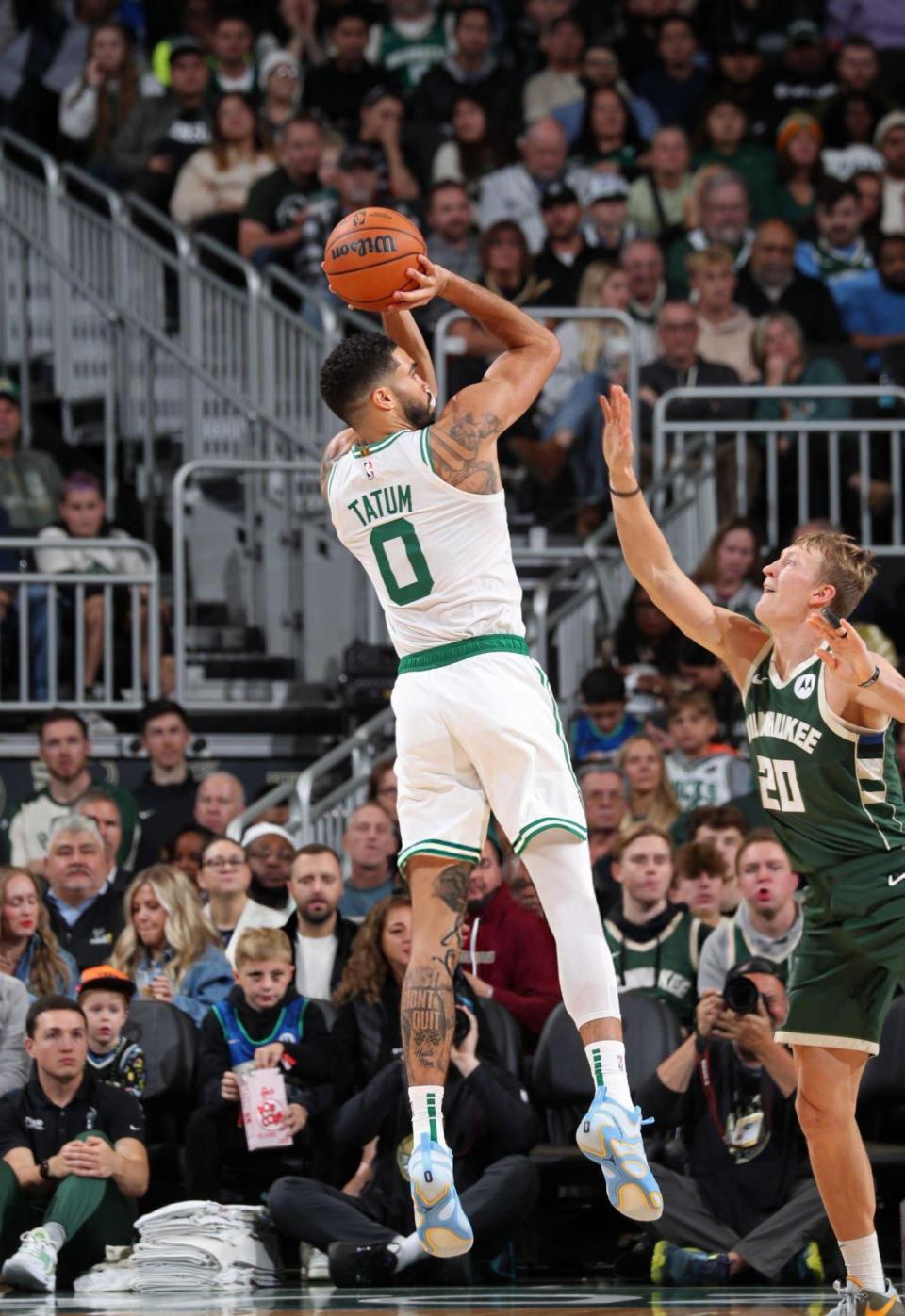 关于塔图姆迎来十二赛季高光表现，TL球迷沸腾！的信息